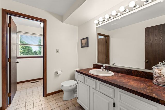 454 Shirley Ann Drive, Centerville, OH 45458
