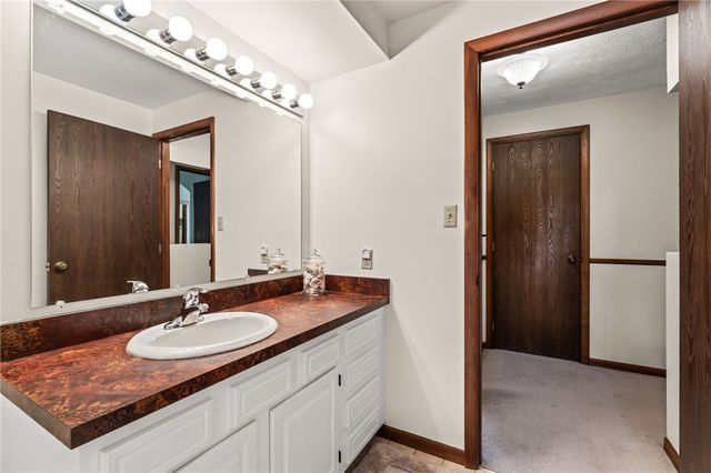 454 Shirley Ann Drive, Centerville, OH 45458