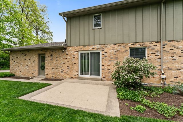 454 Shirley Ann Drive, Centerville, OH 45458