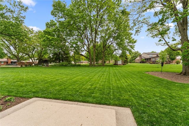 454 Shirley Ann Drive, Centerville, OH 45458