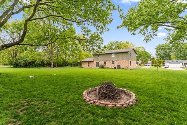 454 Shirley Ann Drive, Centerville, OH 45458