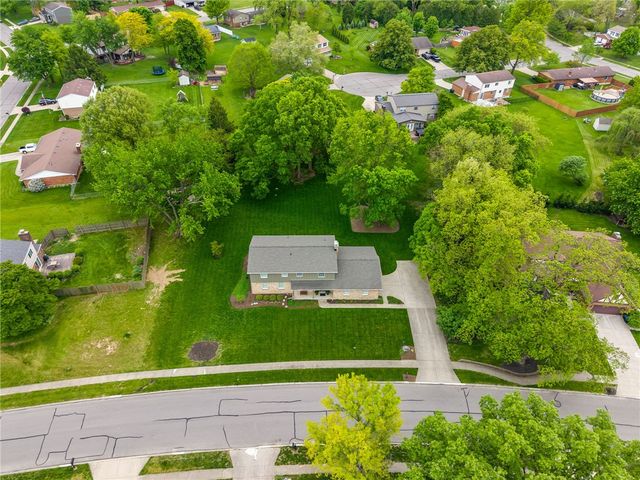 454 Shirley Ann Drive, Centerville, OH 45458