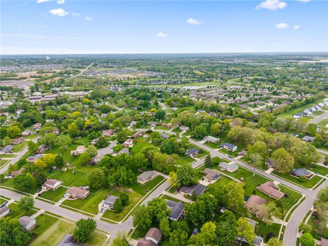 454 Shirley Ann Drive, Centerville, OH 45458
