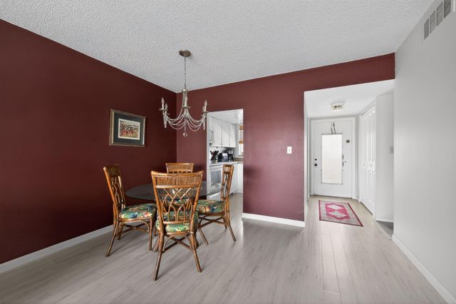 8051 N Sunrise Lakes Drive N 307, Sunrise, FL 33322