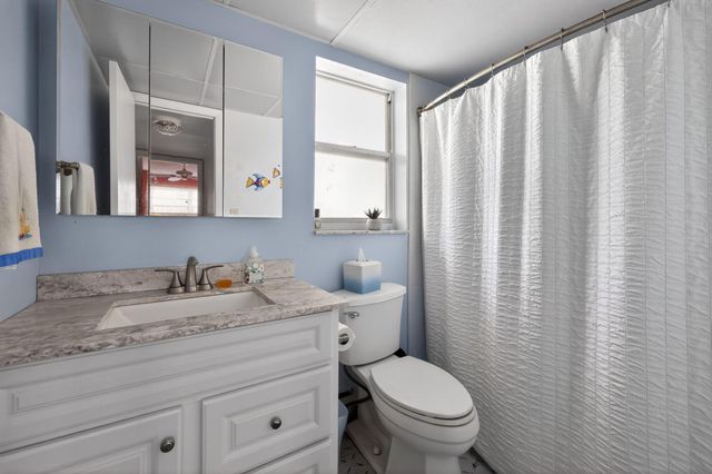 8051 N Sunrise Lakes Drive N 307, Sunrise, FL 33322