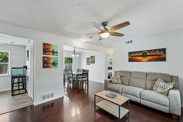 1105 Northgate Terrace, Edmond, OK 73013