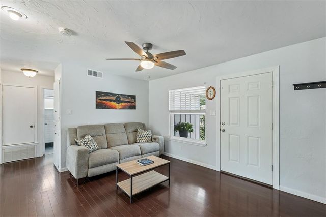 1105 Northgate Terrace, Edmond, OK 73013