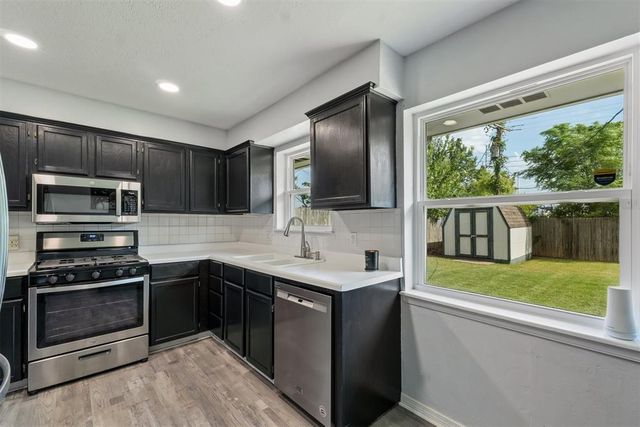 1105 Northgate Terrace, Edmond, OK 73013