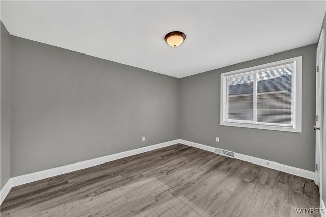 9 Floreis Court, Cheektowaga, NY 14225