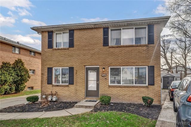 9 Floreis Court, Cheektowaga, NY 14225