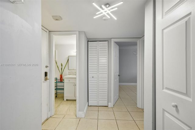 1805 Sans Souci Boulevard 334, North Miami, FL 33181