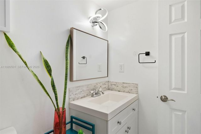 1805 Sans Souci Boulevard 334, North Miami, FL 33181