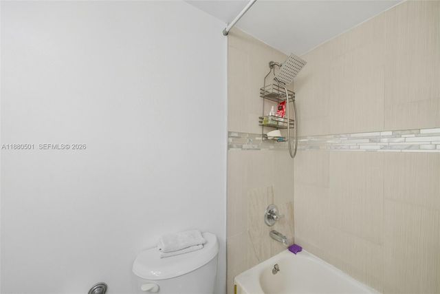 1805 Sans Souci Boulevard 334, North Miami, FL 33181
