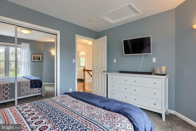 2462 CARRIAGE DR, Lancaster, PA 17601