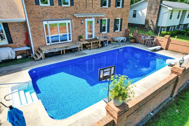 2818 Harris Circle, NW, Cleveland, TN 37312