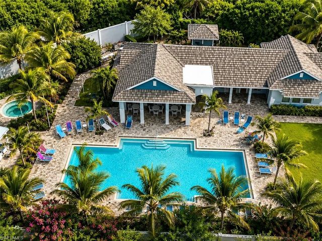 2626 Seychelles CIR 1404, Naples, FL 34112