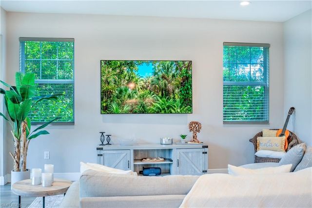 2626 Seychelles CIR 1404, Naples, FL 34112