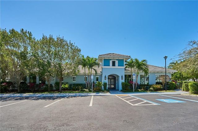 2626 Seychelles CIR 1404, Naples, FL 34112