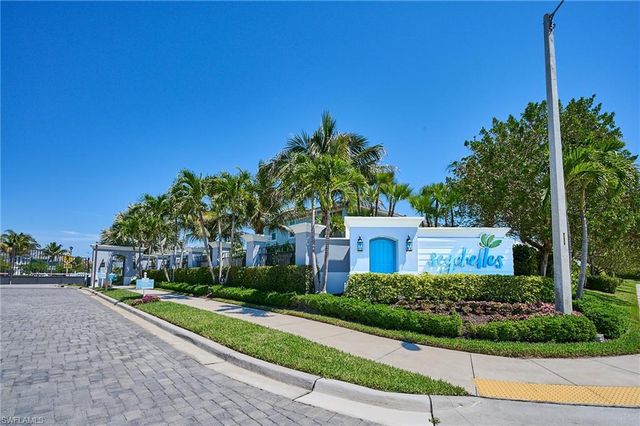 2626 Seychelles CIR 1404, Naples, FL 34112