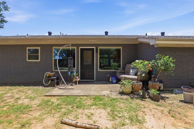 103 Byron St, Beebe, AR 72012