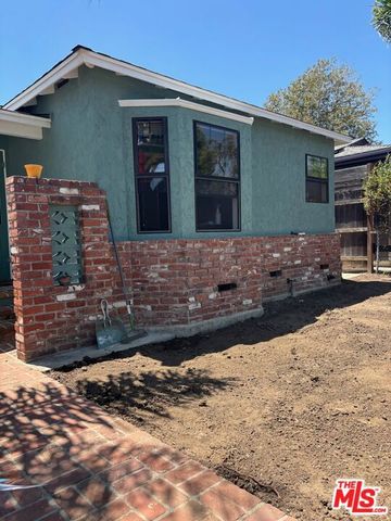 3497 Redwood Avenue, Los Angeles, CA 90066