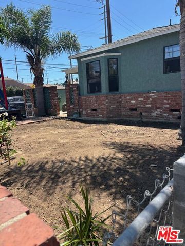 3497 Redwood Avenue, Los Angeles, CA 90066