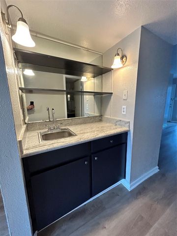 3901 Woodchase Drive 30, Houston, TX 77042