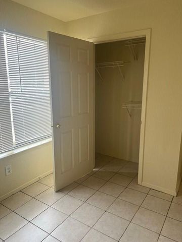 2204 Katy LN B, Georgetown, TX 78626