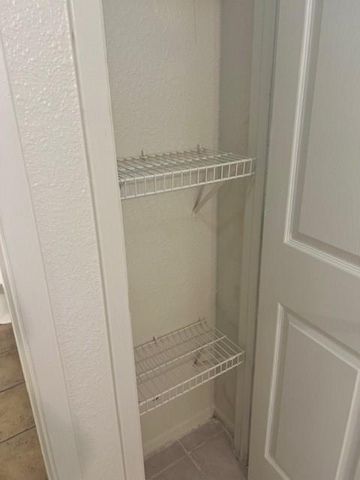 2204 Katy LN B, Georgetown, TX 78626