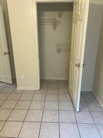 2204 Katy LN B, Georgetown, TX 78626