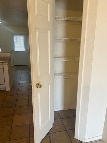 2204 Katy LN B, Georgetown, TX 78626