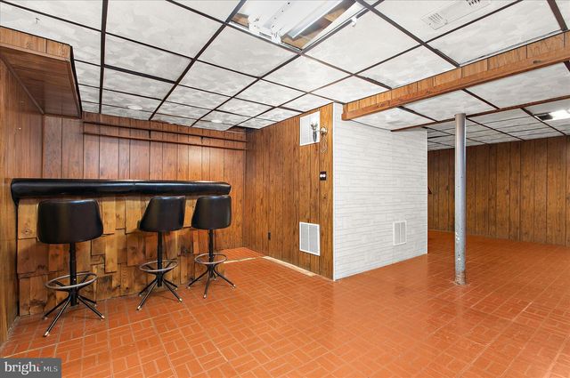 133 CEDAR HILL RD, Baltimore, MD 21225