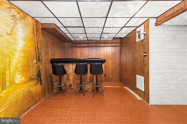 133 CEDAR HILL RD, Baltimore, MD 21225