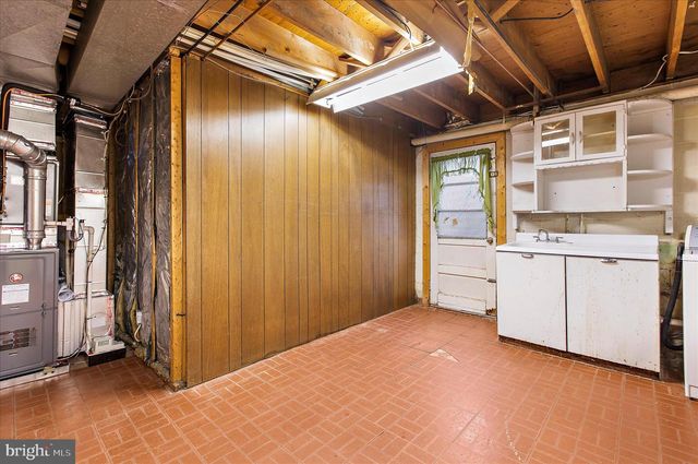 133 CEDAR HILL RD, Baltimore, MD 21225