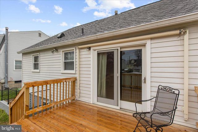 133 CEDAR HILL RD, Baltimore, MD 21225