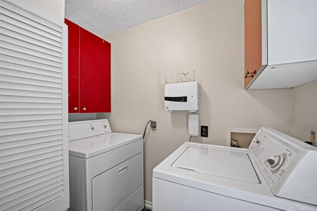 9650 Meadowcroft Drive, Houston, TX 77063