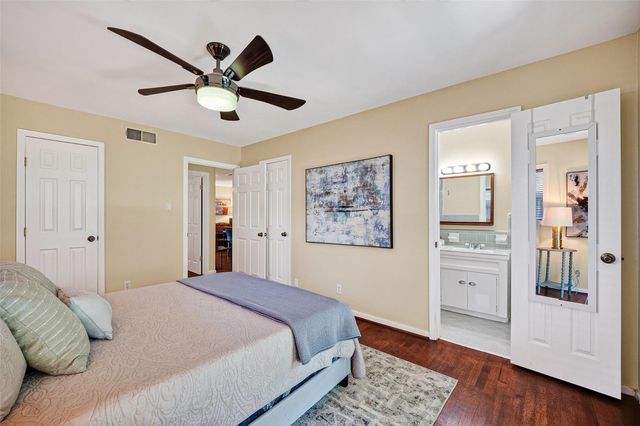 9650 Meadowcroft Drive, Houston, TX 77063