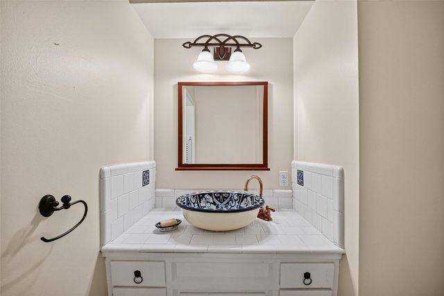 9650 Meadowcroft Drive, Houston, TX 77063