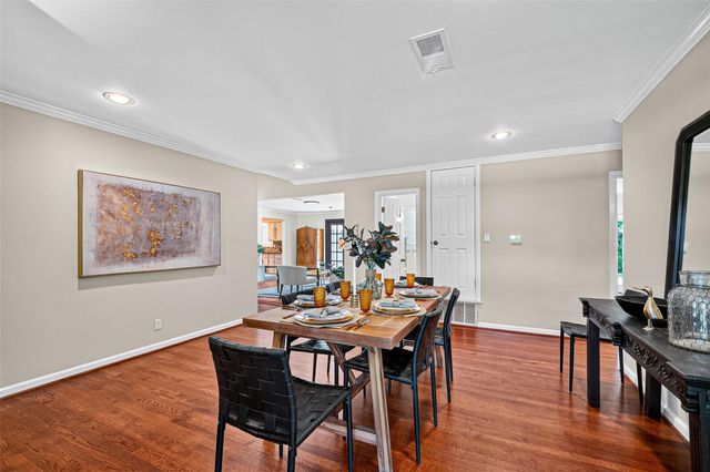 9650 Meadowcroft Drive, Houston, TX 77063