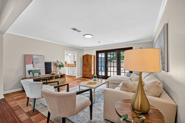 9650 Meadowcroft Drive, Houston, TX 77063