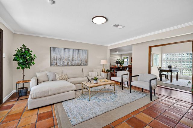 9650 Meadowcroft Drive, Houston, TX 77063