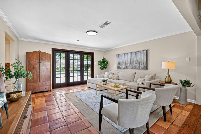 9650 Meadowcroft Drive, Houston, TX 77063