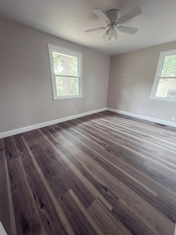 123 Delaware Dr, Clarksville, TN 37042