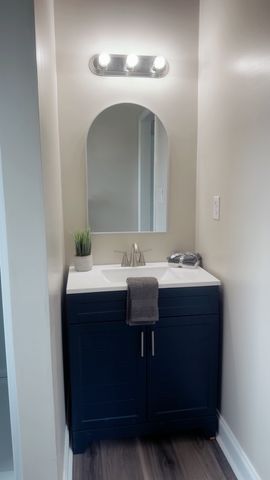 123 Delaware Dr, Clarksville, TN 37042