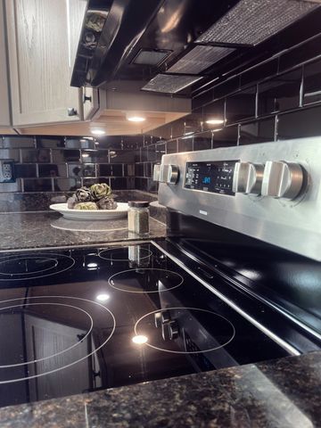 123 Delaware Dr, Clarksville, TN 37042