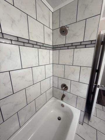 123 Delaware Dr, Clarksville, TN 37042