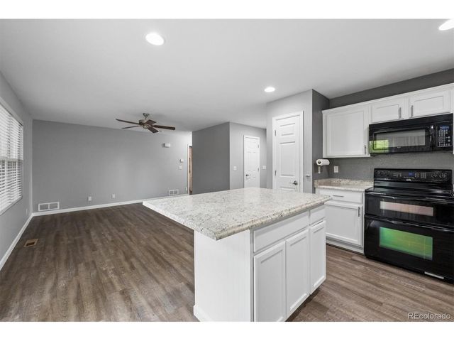 333 Diablo Pl, Lochbuie, CO 80603