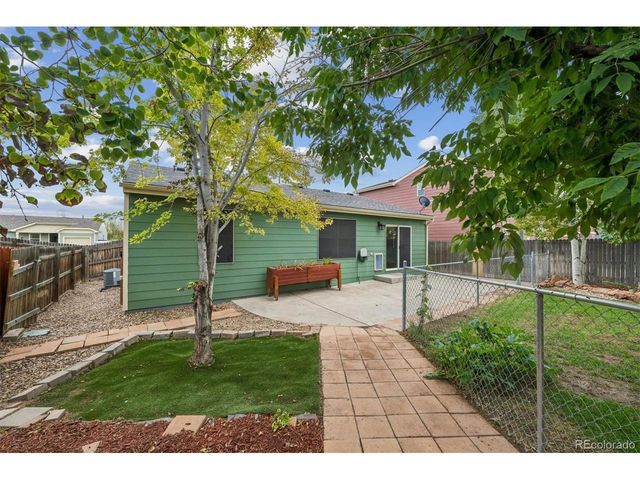 333 Diablo Pl, Lochbuie, CO 80603