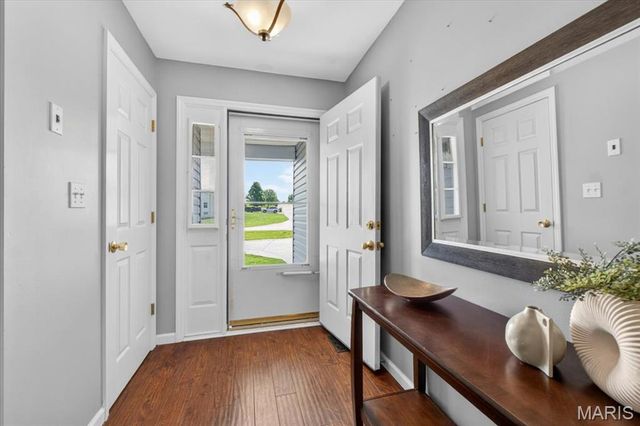 530 Sandra Way, Winfield, MO 63389