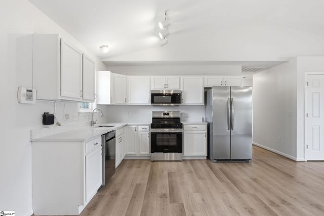 366 Edwards Road, Duncan, SC 29365